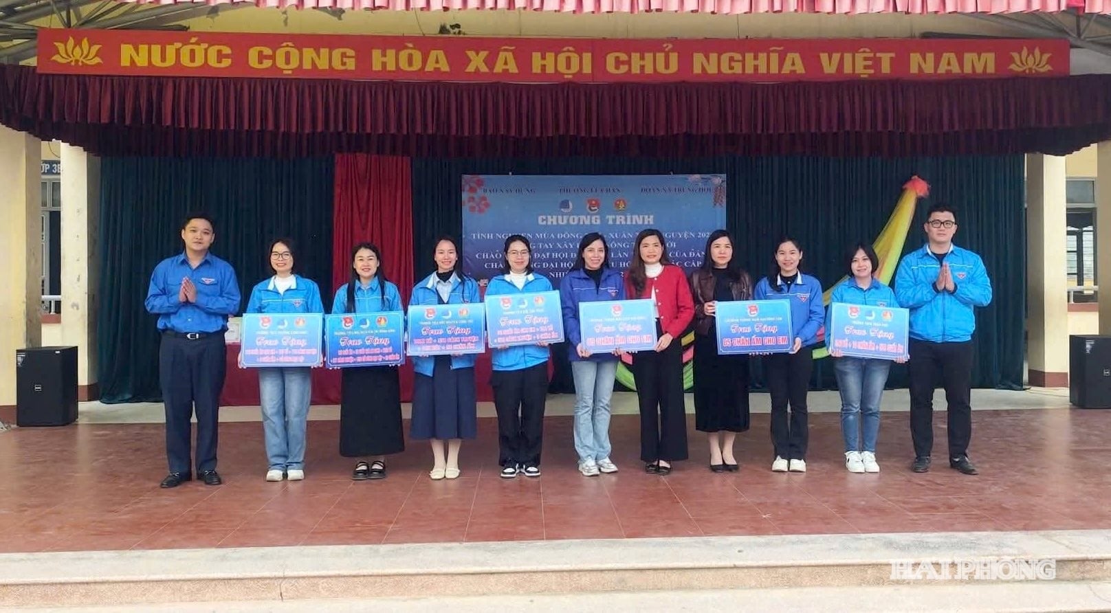 tinh-nguyen-2.jpg