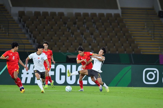L'entraîneur Kim Sang Sik : « L'équipe vietnamienne des moins de 23 ans se préparera très bien pour le match pour la troisième place » - Photo 1.