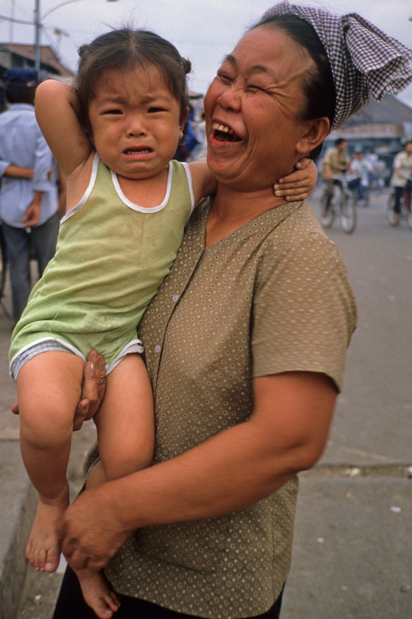 ویتنام، برادر ۸