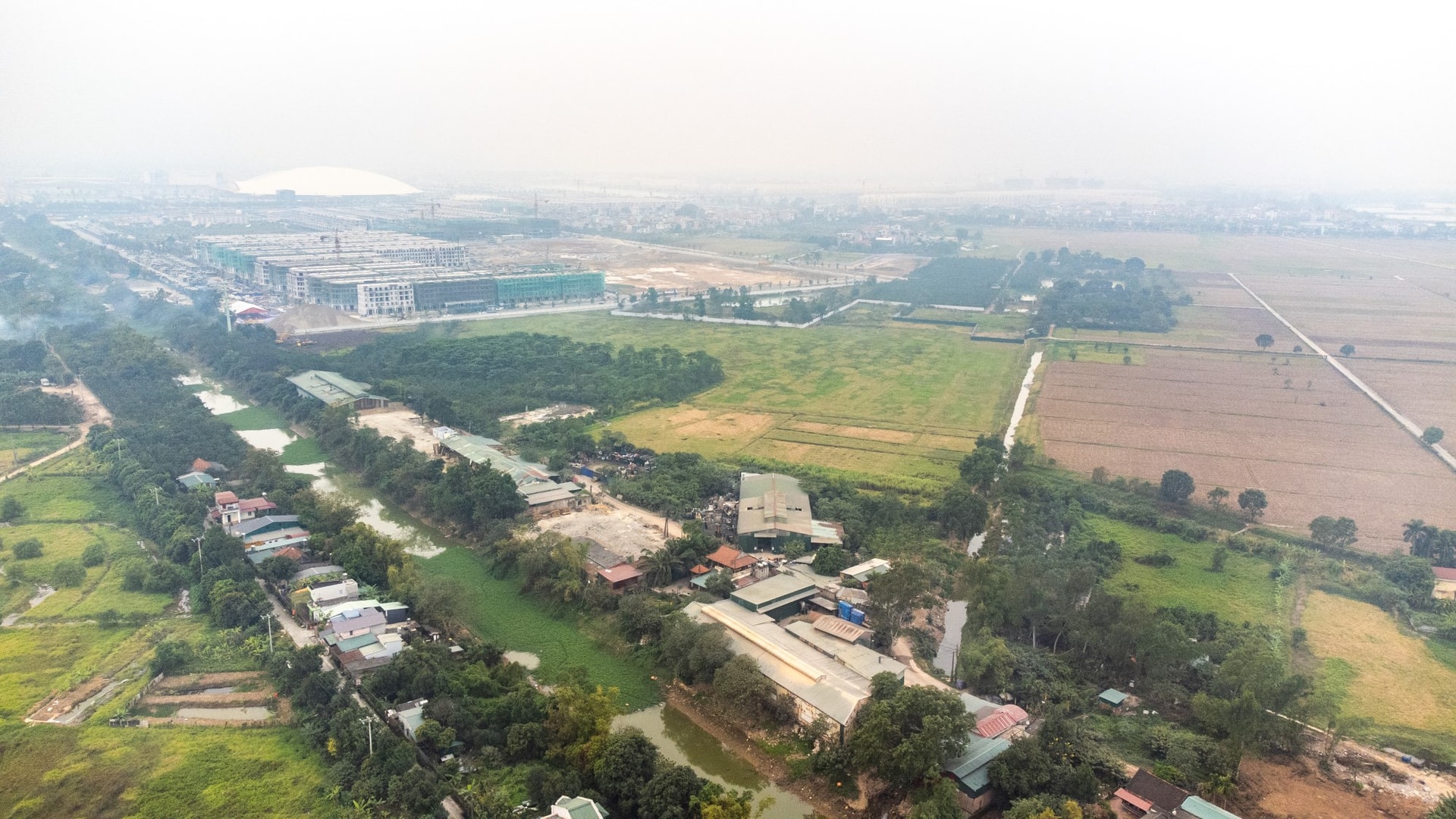 Hướng tuyến đường sắt qua Đông Anh