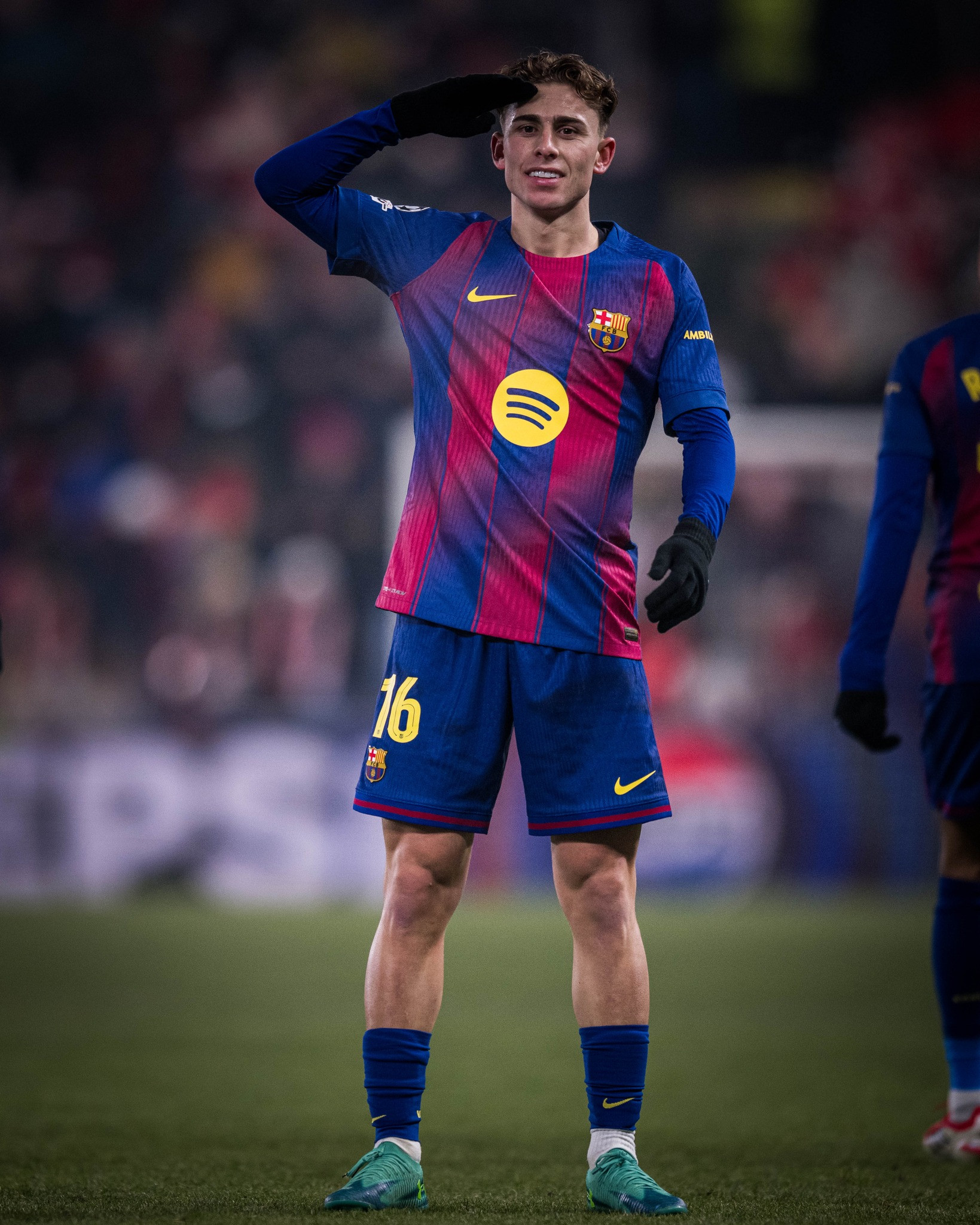 https://static-images.vnncdn.net/vps_images_publish/000001/000003/2026/1/22/lopez-barca-61.jpg