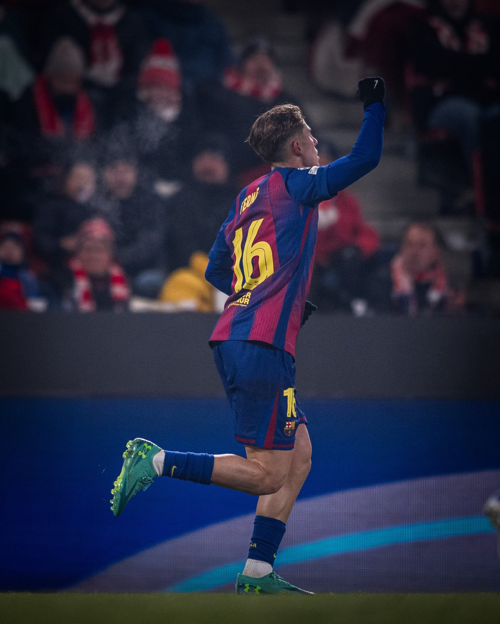 https://static-images.vnncdn.net/vps_images_publish/000001/000003/2026/1/22/lopez-barca-1-62.jpg