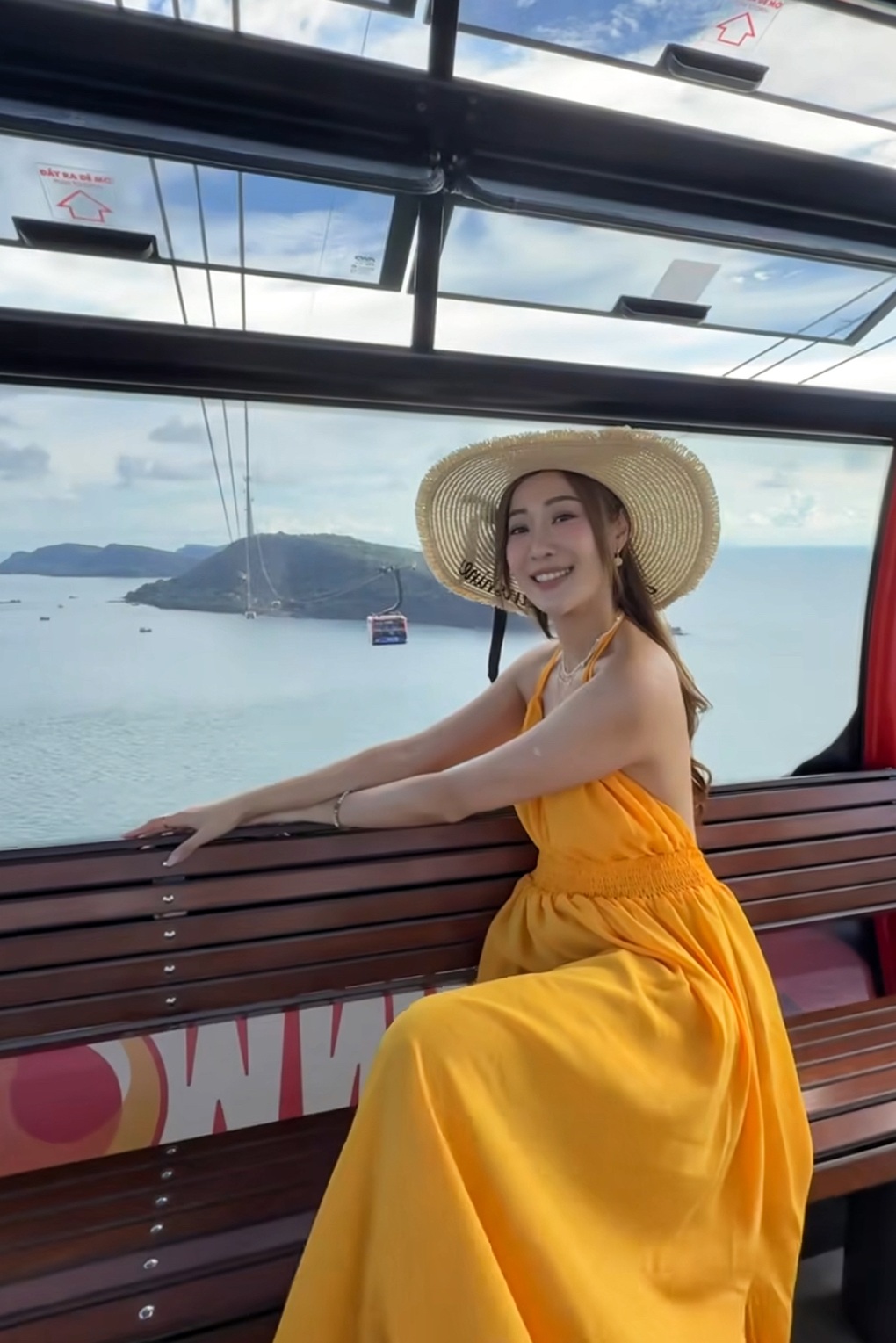 TVB-Schauspielerin präsentiert ihre Figur in Phu Quoc und enthüllt dabei etwas Schockierendes - 3