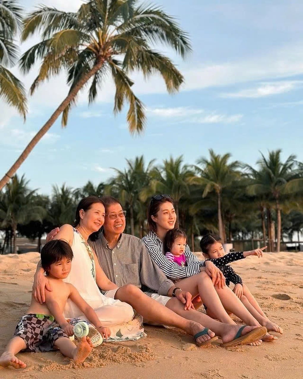 TVB-Schauspielerin präsentiert ihre Figur in Phu Quoc und enthüllt etwas Atemberaubendes – 5