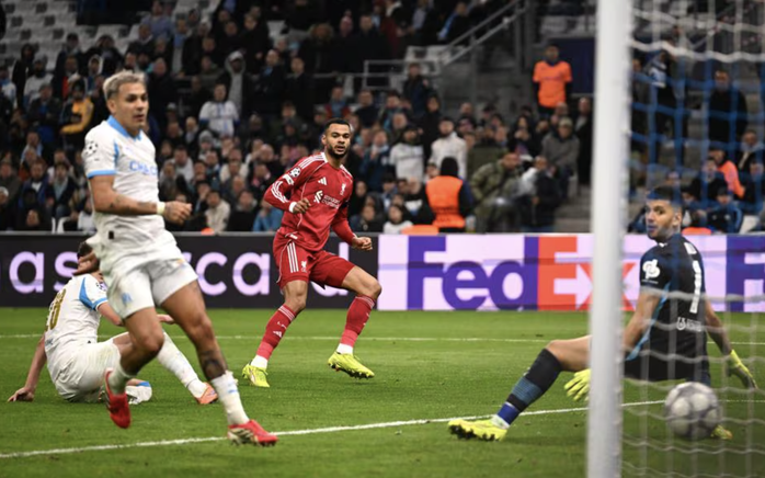 Il Liverpool ha vinto il derby del Merseyside per 3-0 - Foto 4.