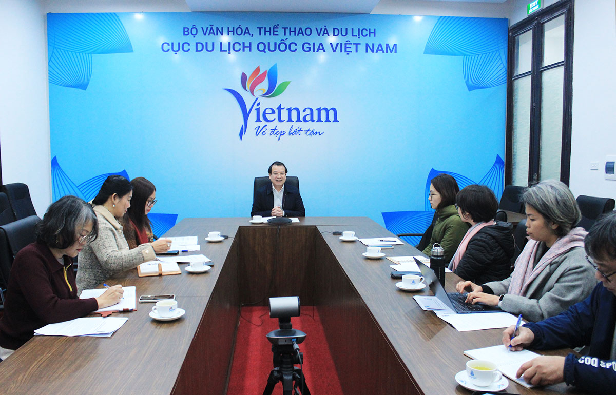 Cục Du lịch Quốc gia Việt Nam làm việc với UNDP về tổ chức hội thảo đánh giá tình hình ô nhiễm chất thải nhựa trong ngành du lịch - Ảnh 1.