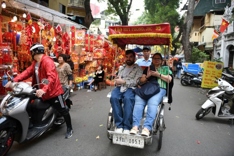 Du lịch - điểm sáng trong bức tranh kinh tế, xã hội Việt Nam - Ảnh 1.