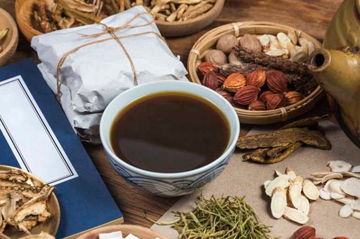 7 sai lầm thường gặp khi dùng thuốc đông y- Ảnh 1.