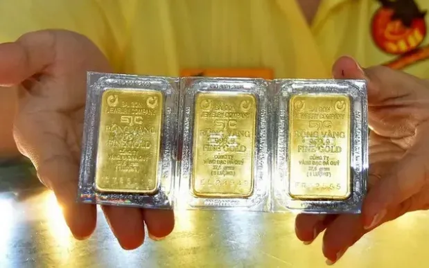 Il prezzo dei lingotti d'oro è aumentato di 4 milioni di VND per tael nella mattinata del 23 gennaio. Giá vàng miếng sáng 23/1 tăng 4 triệu đồng/lượng