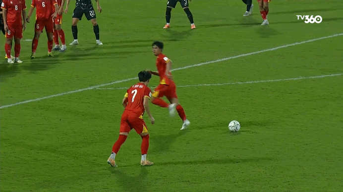 Dinh Bac entschuldigt sich für die Rote Karte beim Sieg gegen Südkorea U23: „In der Umkleidekabine konnte ich nur noch beten“ – Foto 2.
