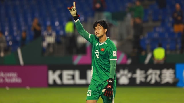 영웅 까오 반 빈: 한국 U-23 대표팀을 울린, 쭝 키엔 못지않은 재능 - 사진 1.