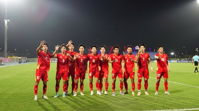 영웅 까오 반 빈: 한국 U-23 대표팀을 울린, 쭝 키엔 못지않은 재능 - 사진 2.