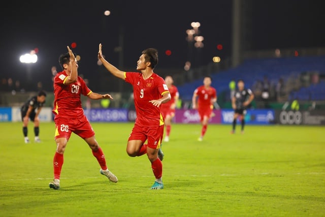 Presse chinoise : « L'incroyable victoire des U23 vietnamiens, l'entraîneur Kim Sang-sik a fait toute la différence » - Image 1.