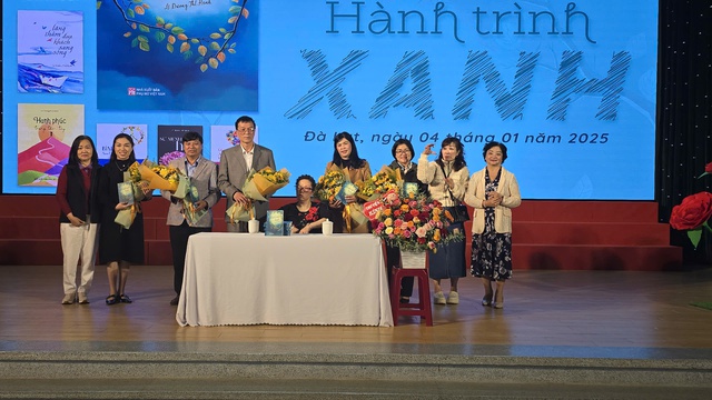 لي دوونغ ذا هانه - شمس لا تغيب أبداً - الصورة 6. Lê Dương Thể Hạnh - một mặt trời không bao giờ tắt- Ảnh 6.