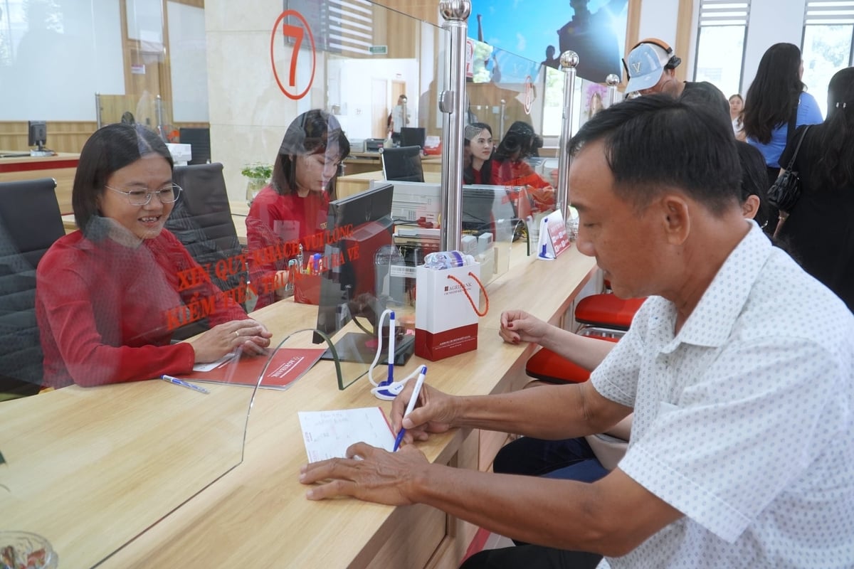 Agribank chi nhánh Kiên Giang là một trong những đơn vị được Agribank vinh danh hoàn thành xuất sắc nhiệm vụ, đứng thứ 3 khu vực Tây Nam Bộ trong năm 2025. Ảnh: Kim Anh.