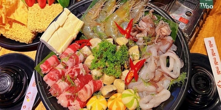 مهمانی آخر سال در خانه: ۵ تا از داغ‌ترین غذاهای سال ۲۰۲۶ - عکس ۶