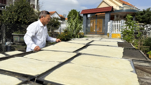 Giữ hương tết xưa: Bánh thuẫn thơm nức tháng chạp- Ảnh 4.