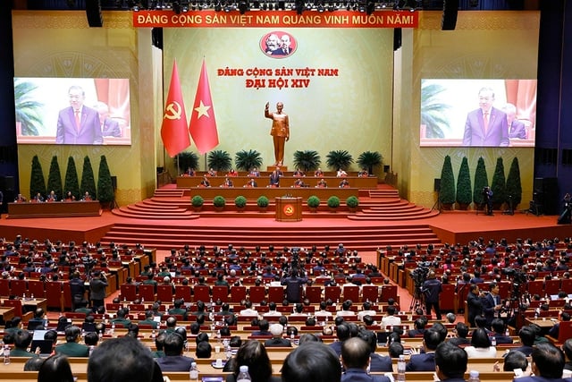 第14回全国大会：政策決定を行動に移す - 写真1。
