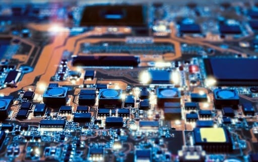 Xuất khẩu máy vi tính, sản phẩm điện tử và linh kiện đạt 107,75 tỷ USD năm 2025. Ảnh: VGP.