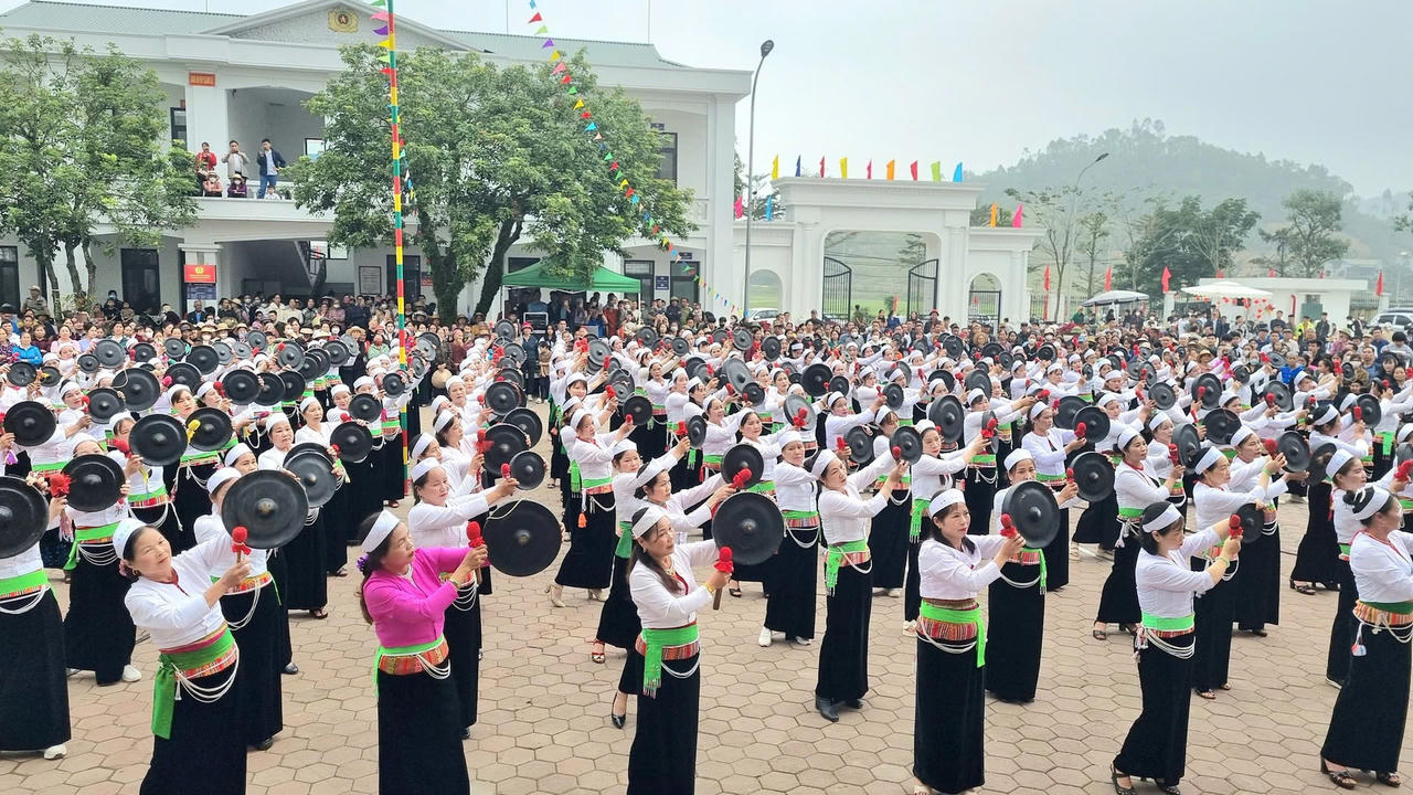 Il primo Festival della Cultura Etnica Muong sta per avere luogo.