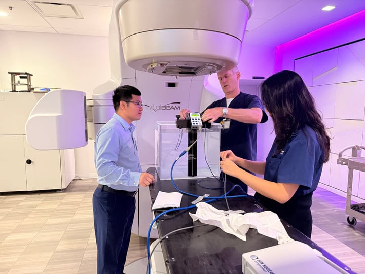El Dr. Duong Thanh Tai participó en un curso de formación intensiva sobre técnicas de radioterapia SBRT en la Universidad UT Southwestern, en Estados Unidos.