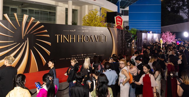 Prix des talents vietnamiens : Hoa Minzy, DTAP - Photo 1. Giải Tinh hoa Việt gọi tên Hòa Minzy, DTAP - Ảnh 1.
