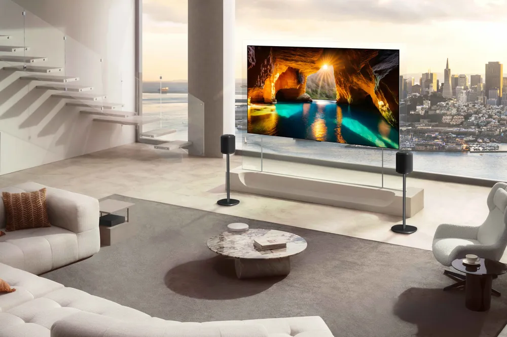 LG OLED evo W6 – Televisore OLED ultrasottile da parete con tecnologia di controllo wireless.