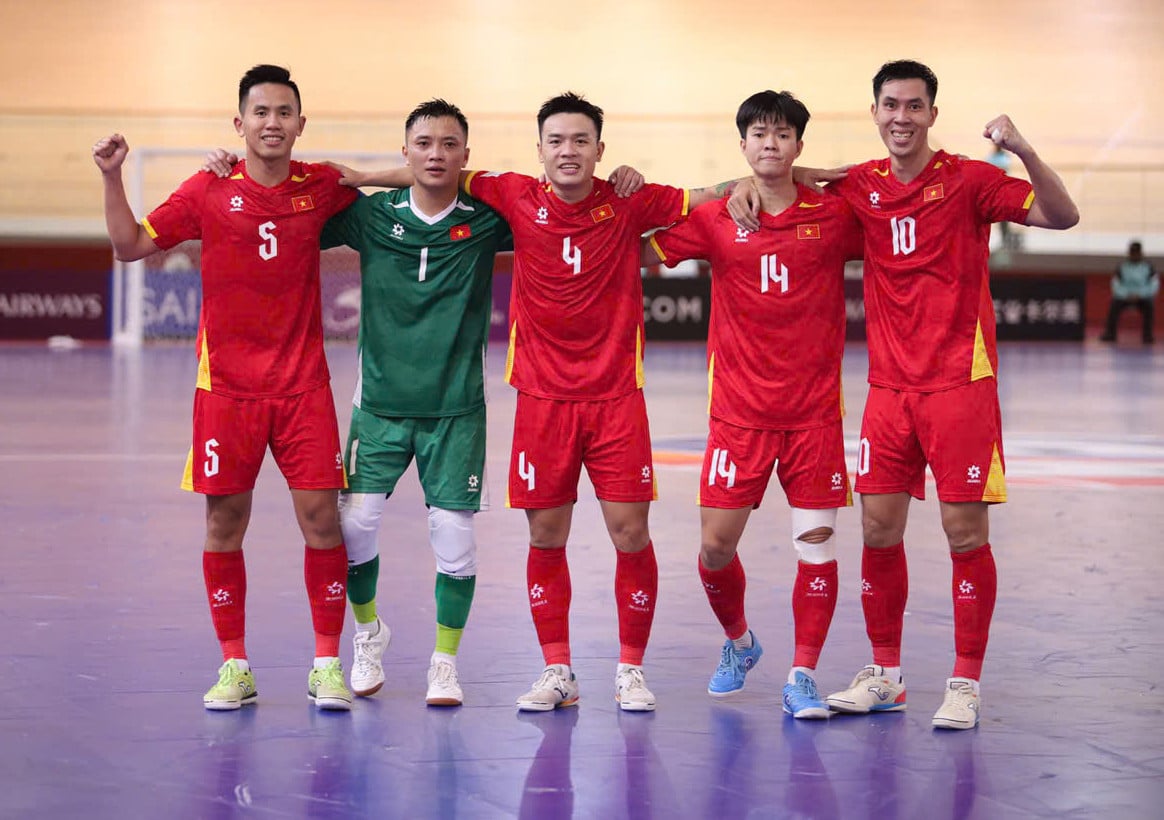 Équipe de futsal du Vietnam 6.jpg