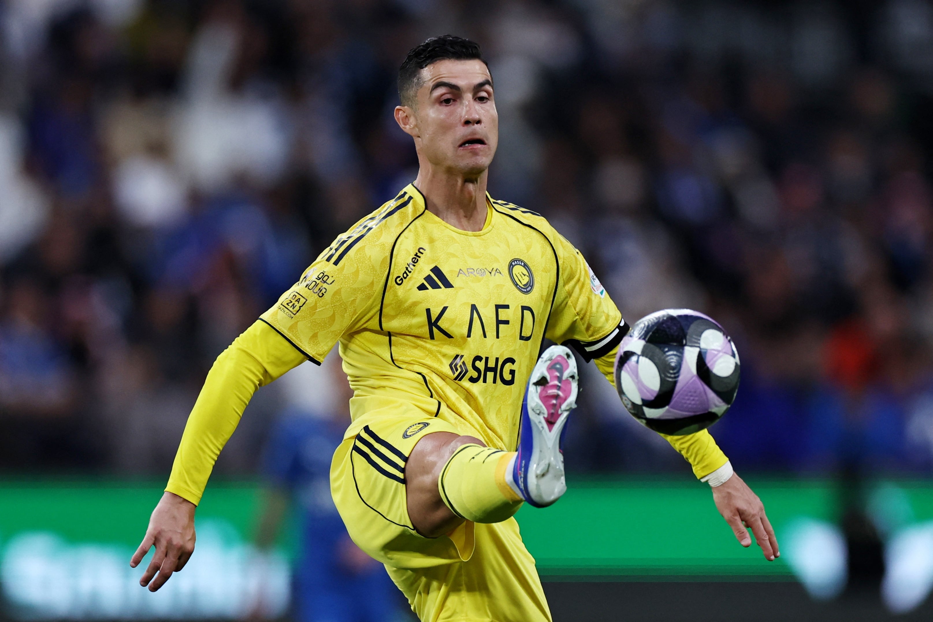 Роналду (изображение 1) Ronaldo anh 1