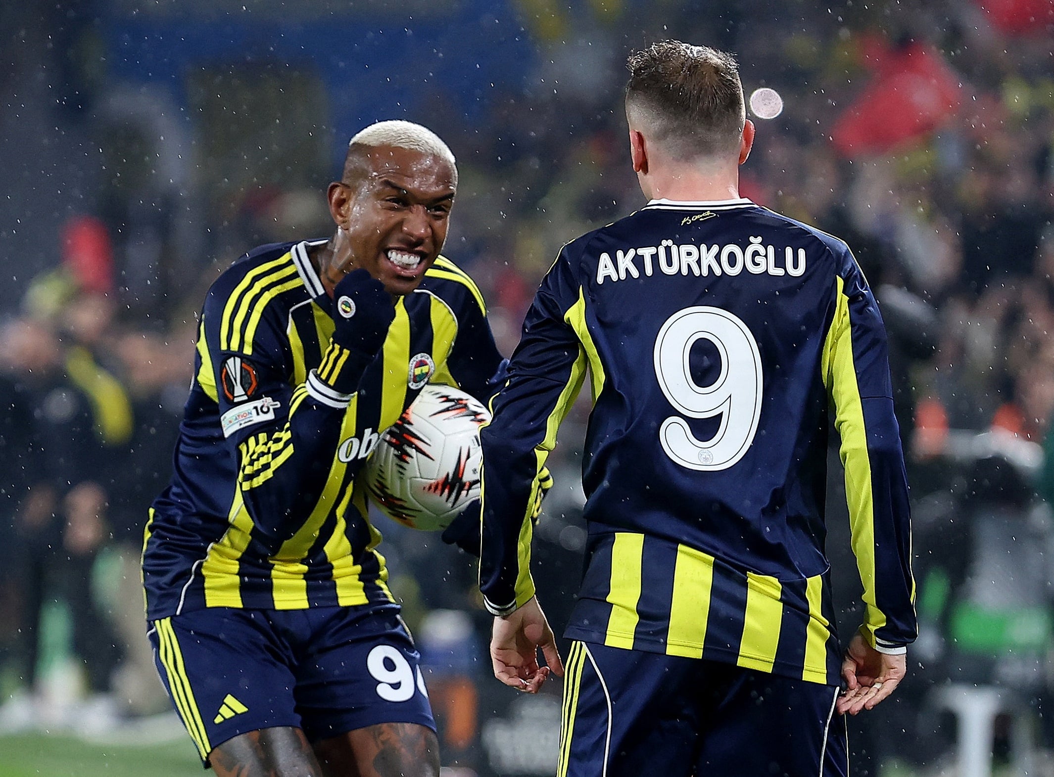 ทาลิสก้า โฟโต้ 1 talisca anh 1