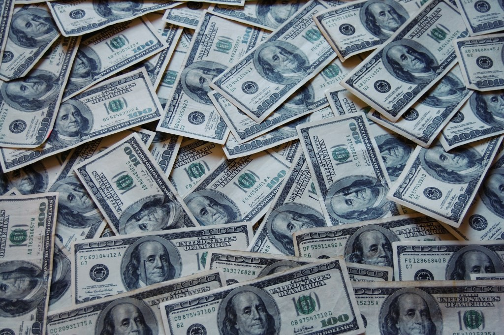 Dolar AS sedikit melemah. Foto: allaboutlean.com