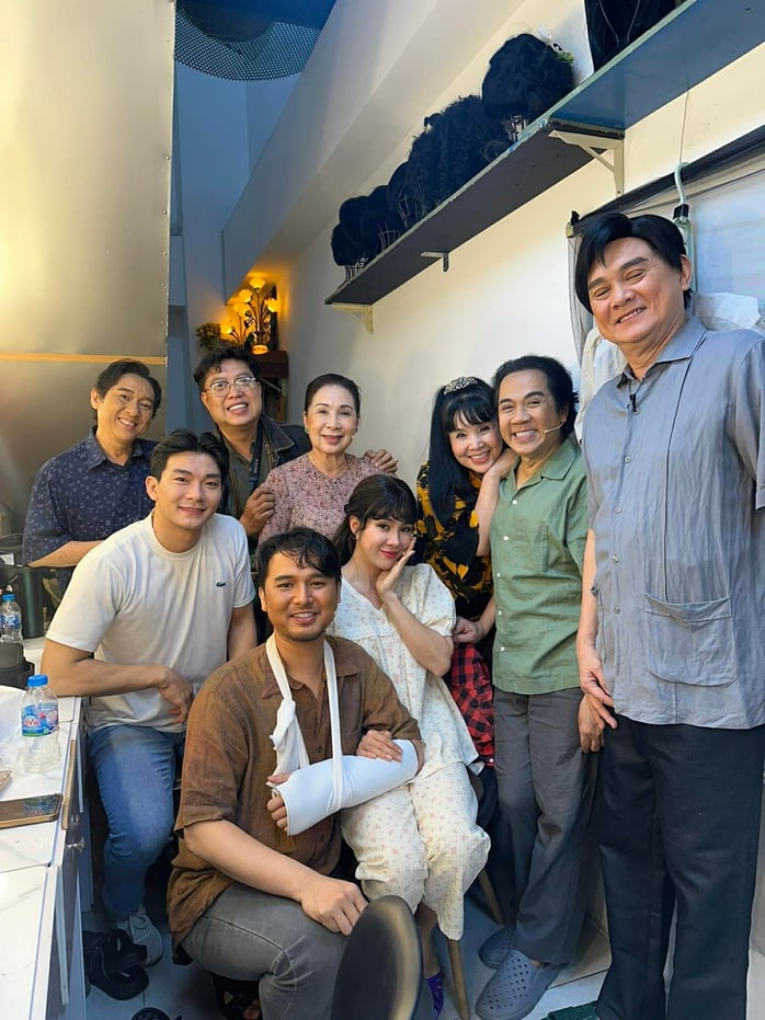 NSND Lan Hương hội ngộ NSƯT Thành Lộc - Ảnh 3.