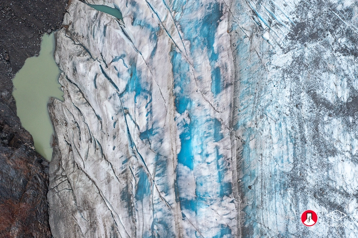 Ảnh Primal Blue of Alaska của tác giả Hoàng Lê Giang

