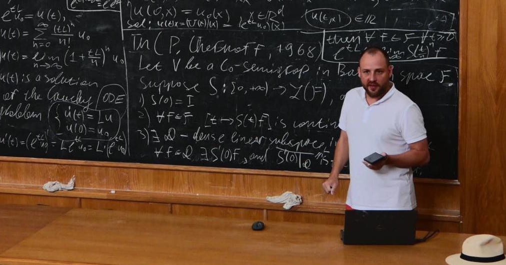 ロシアの数学者が、ほぼ2世紀にわたって解けなかった「不可能」な問題の解決策を発見した。