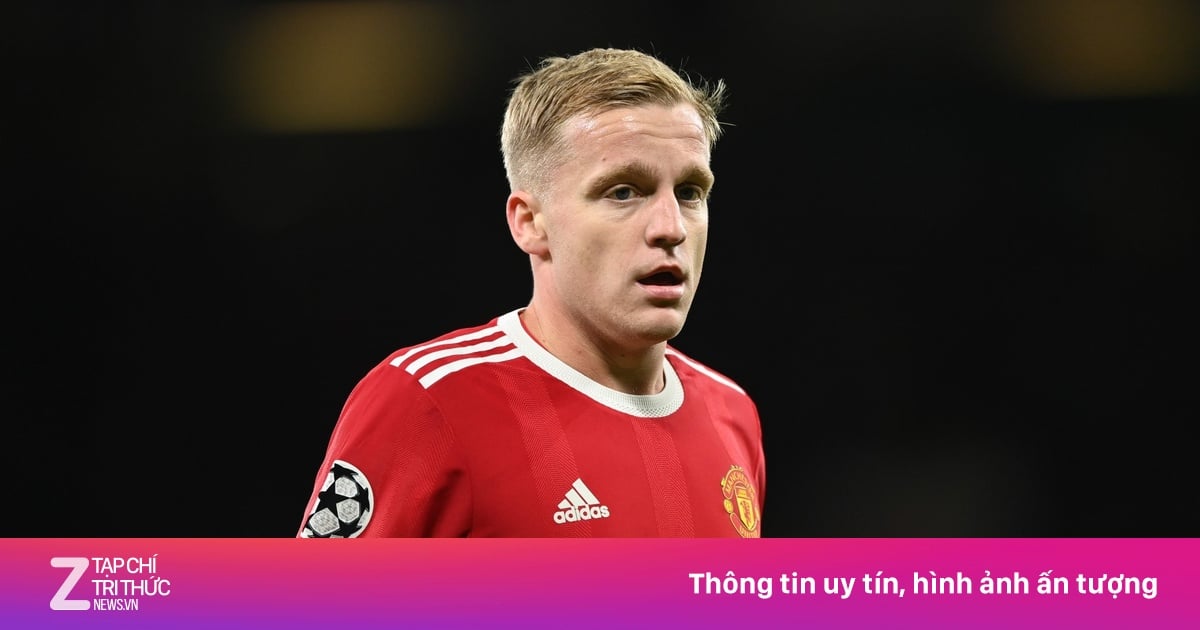 Van de Beek staat op het punt te trouwen met de dochter van de legendarische Bergkamp.