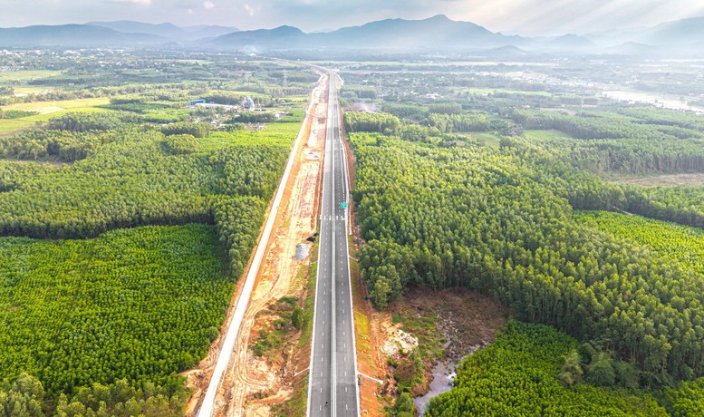 Concluir mais 36 vias expressas até 2050 - Foto 2. Hoàn thành thêm 36 tuyến cao tốc trước năm 2050- Ảnh 2.