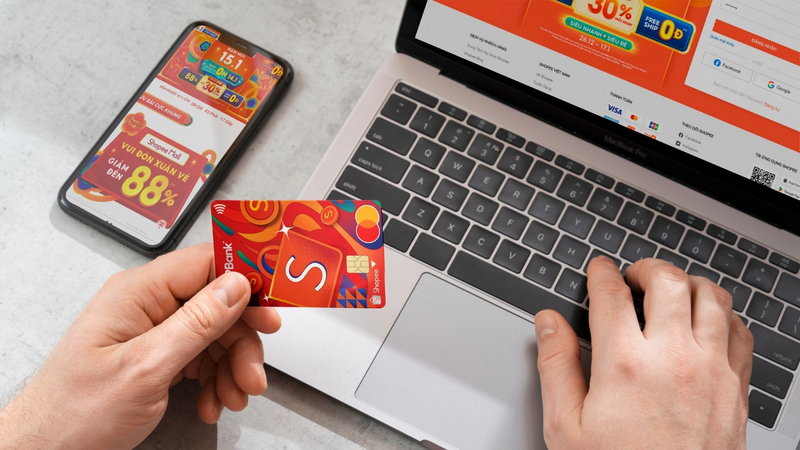 Aprire una carta Mastercard VPBank S Rewards richiede solo 10 minuti e puoi iniziare a usarla immediatamente per usufruire dei vantaggi.