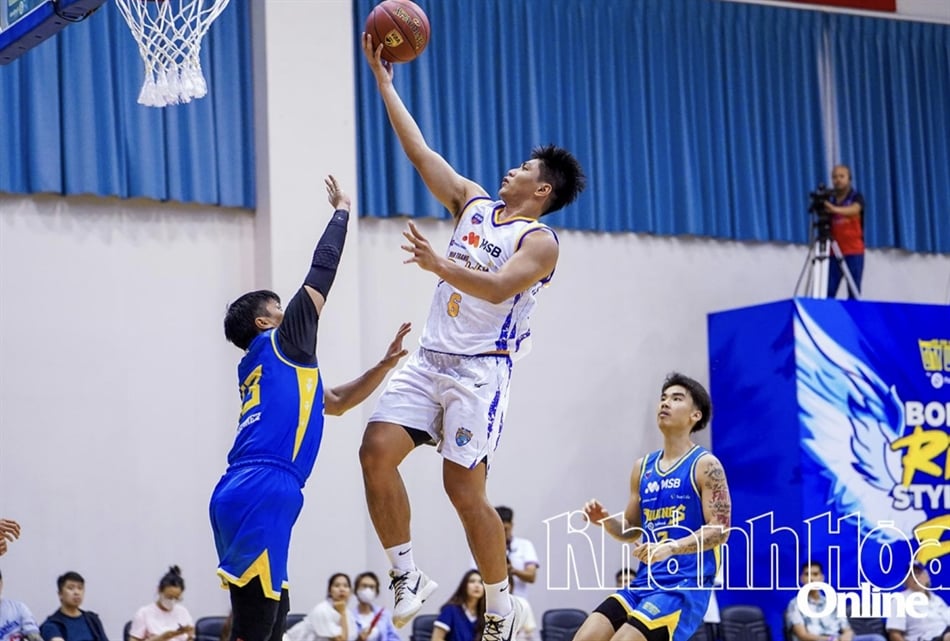 VBA vinh danh các cá nhân tiêu biểu nhất mùa giải thứ 10 - Ảnh 1.