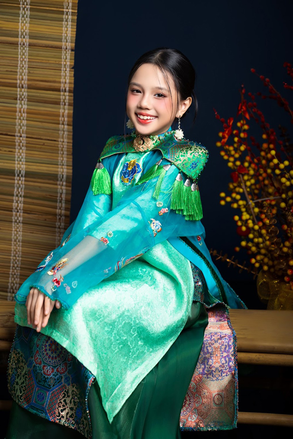Mãn nhãn BST chào xuân Bính Ngọ của NTK Cao Minh Tiến - Ảnh 3.