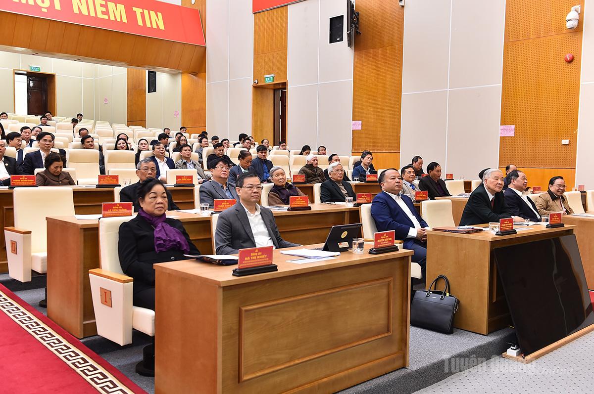 Các đại biểu dự hội nghị.