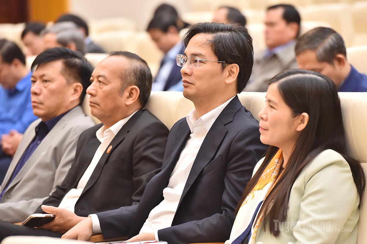 Các đại biểu dự hội nghị.