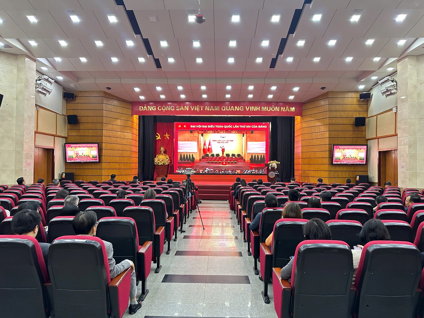 Bộ Khoa học và Công nghệ học tập, quán triệt và triển khai Nghị quyết Đại hội XIV của Đảng- Ảnh 1.
