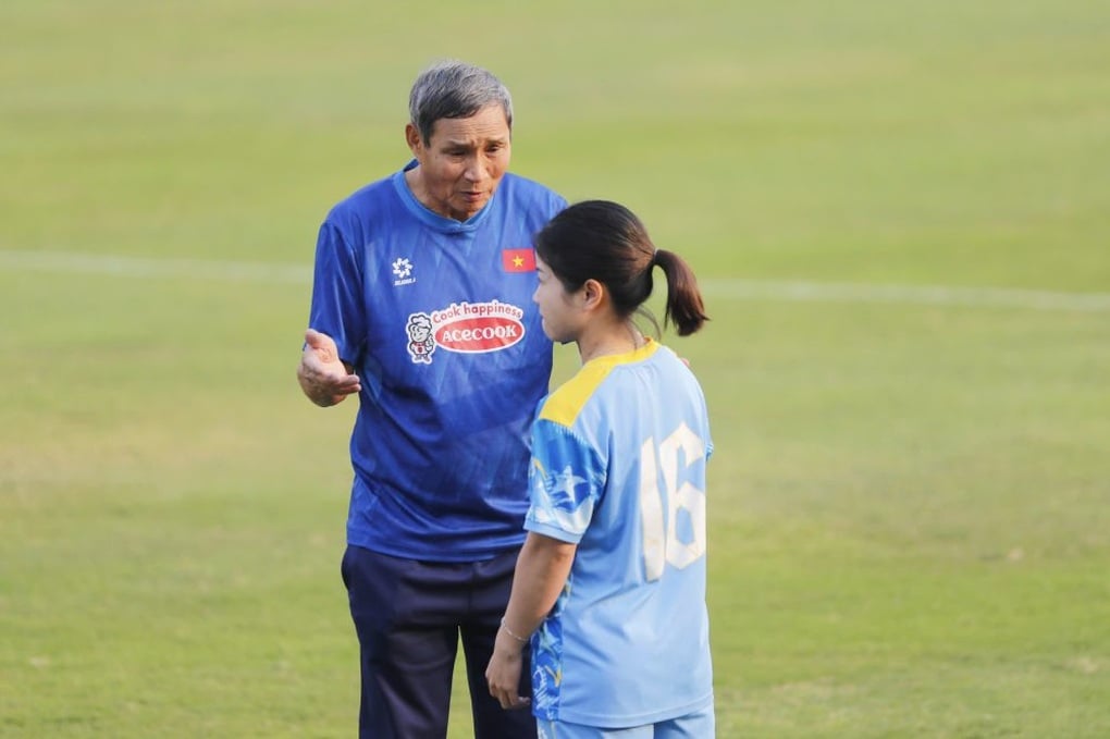 AFC is paying special attention to coach Mai Duc Chung ahead of the 2026 Asian Cup - 2