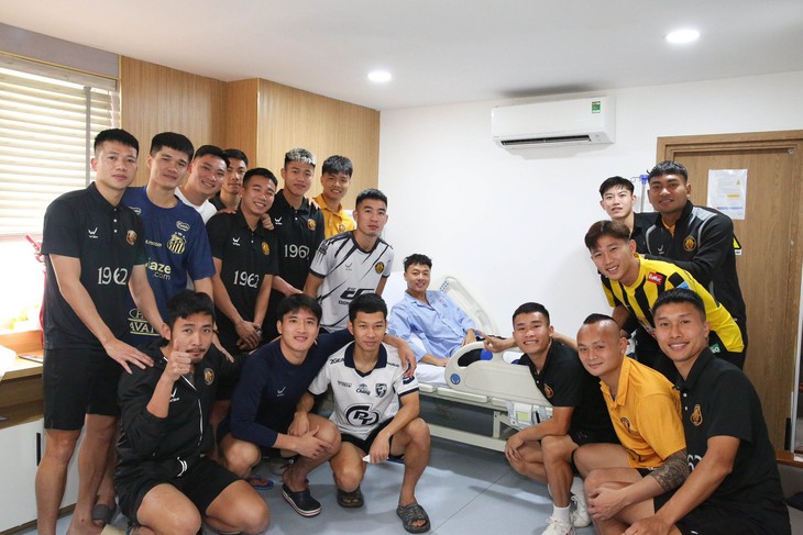 CLB Thanh Hóa có cử chỉ ấm áp với Thái Sơn - Ảnh 1.
