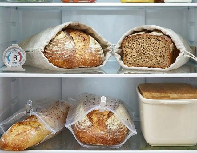 Brot im Khlschrank aufbewahren: Richtig oder falsch, je nach Situation.