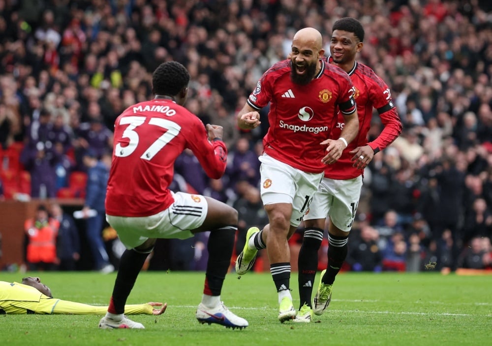 MU England 1