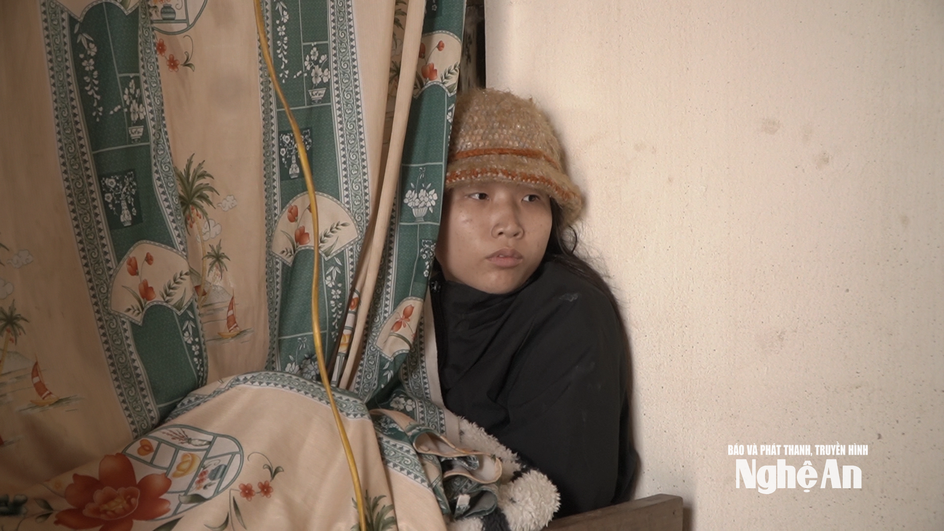 Tran Thi Tra soffre di una malattia mentale congenita. (Foto: Ngoc Dung)