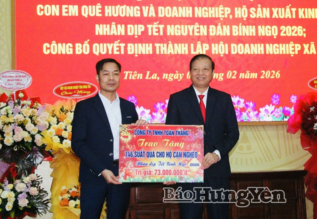 Die Toan Thang Co., Ltd. mit Sitz in der Gemeinde Tien La spendete 73 Millionen VND an die örtliche Gemeinschaft.