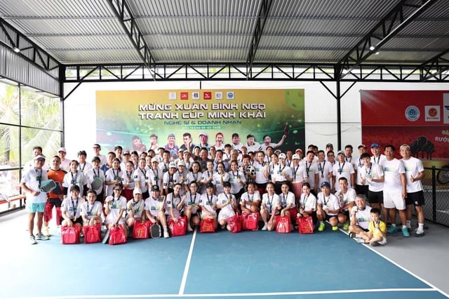 Huy Khánh lần đầu vô địch giải pickleball- Ảnh 1.