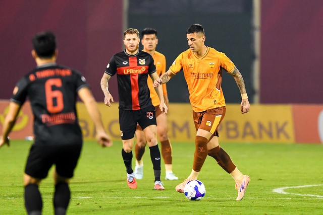 HAGLが2試合連続で勝利、1.95mの「タワー」が驚くべきことを語る! - 写真3。